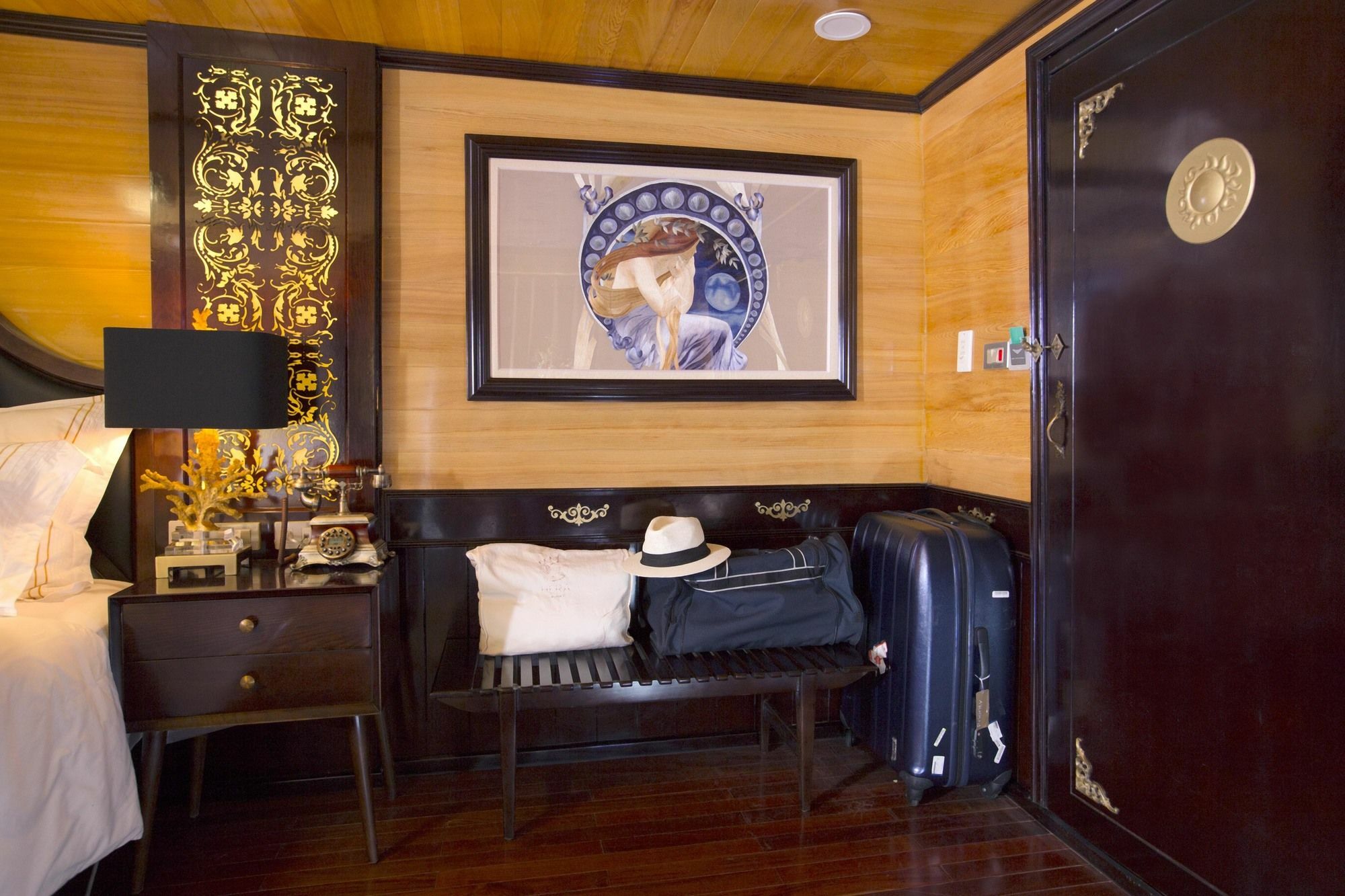 Hera Boutique Cruise Ha Long Bay Exterior foto